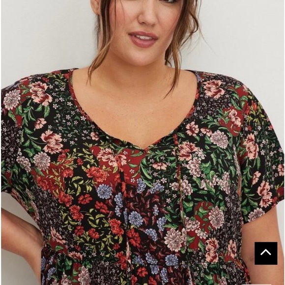 Torrid Dark Floral Top - Picture 4 of 11